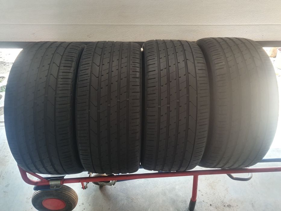 285/35 R22 Hankook Ventus S1 evo2 R01 K117A  Sound Absorber /AUDI Q7