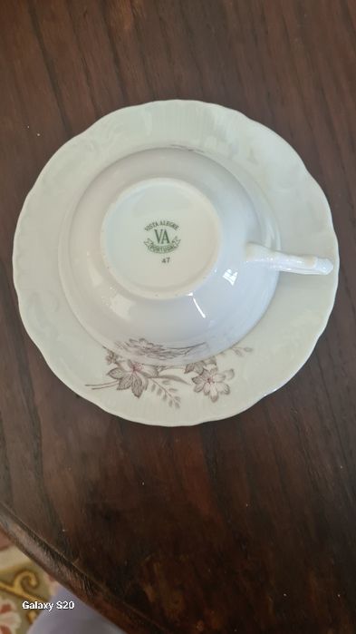 3 chávenas de chá e açucareiro lindíssimos