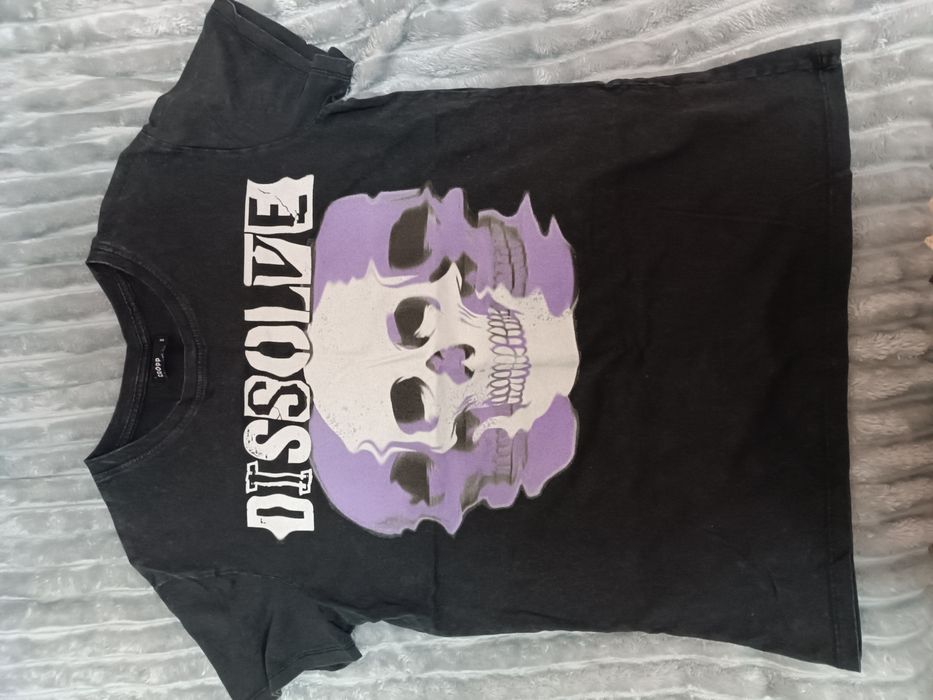 Koszulka z czaszkami