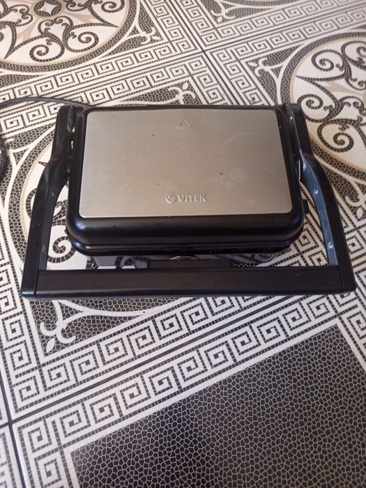 Електрогриль Vitek VT-2630