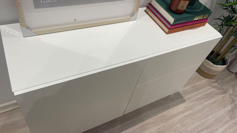 Aparador BESTA branco