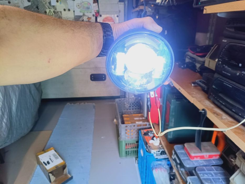 Faróis LED 7” Angel Eyes – Novos – Visual Jeep/Tun