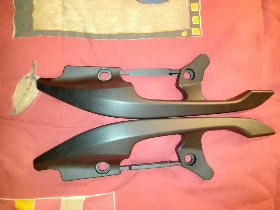 Pegas para pendura e Vidro originais e NUNCA USADAS NC750X de 2020