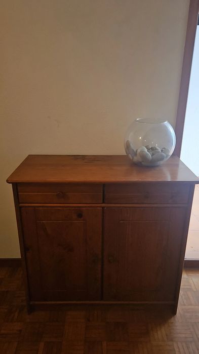 Sapateira em madeira