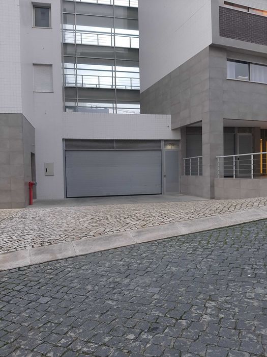 Lugar Garagem Estacionamento 15 m2 Condominio do Lago – Lumiar