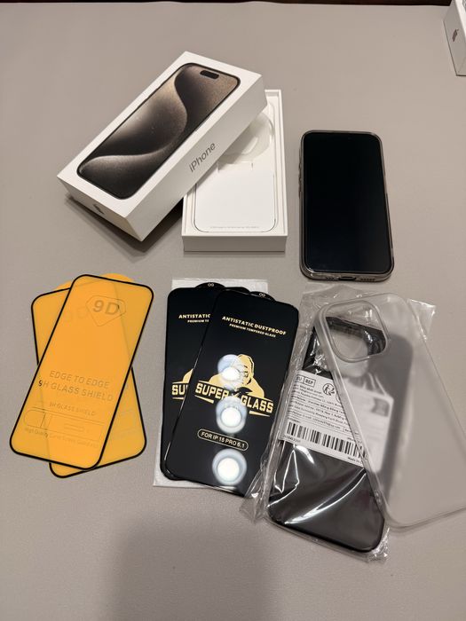 iPhone 15 Pro 256 GB Natural Titanium