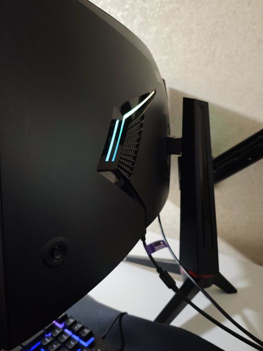 Монітор  QUBE Overlord C34UQ180H 34"