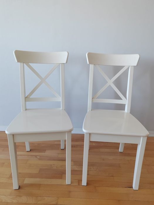 Drewniane białe krzesła Ikea model Ingolf (2 sztuki)