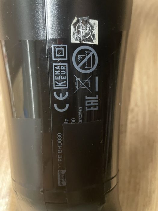 Фен Philips DryCare Essential BHD030
