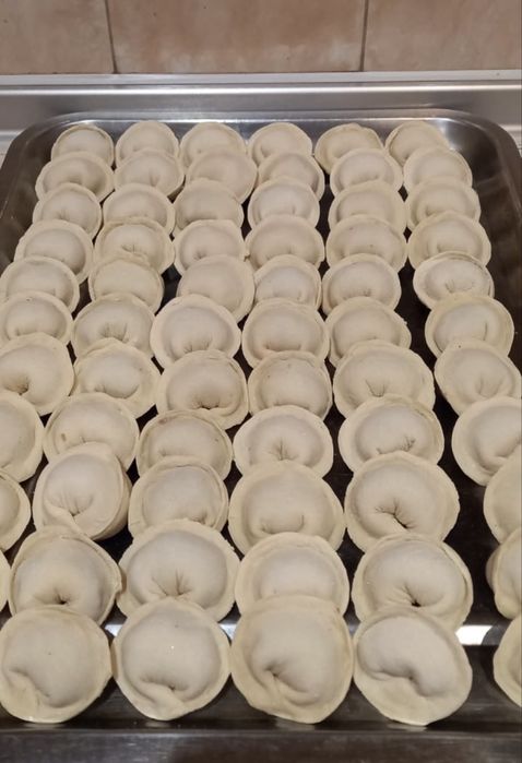 Домашні пельмені та вареники / Харків пельмені