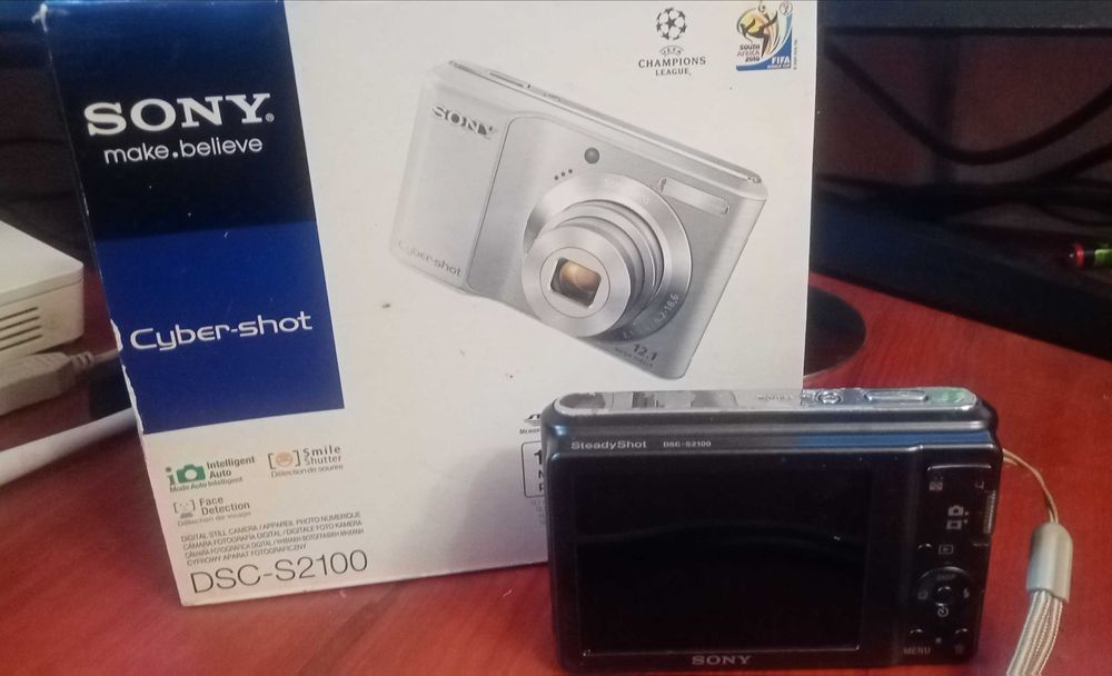 Фотоапарат Sony 12.1 Mega Pixel S Series 3x Optical Zoom Cyber-shot