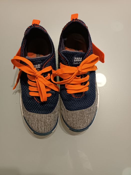 Tênis azul da Zara tamanho 39