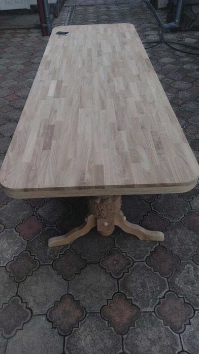 Стіл кухонний з дерева