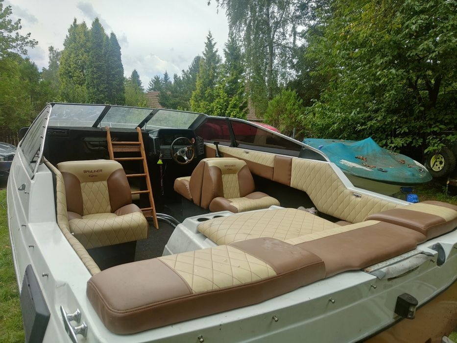 Bayliner Capri 1952