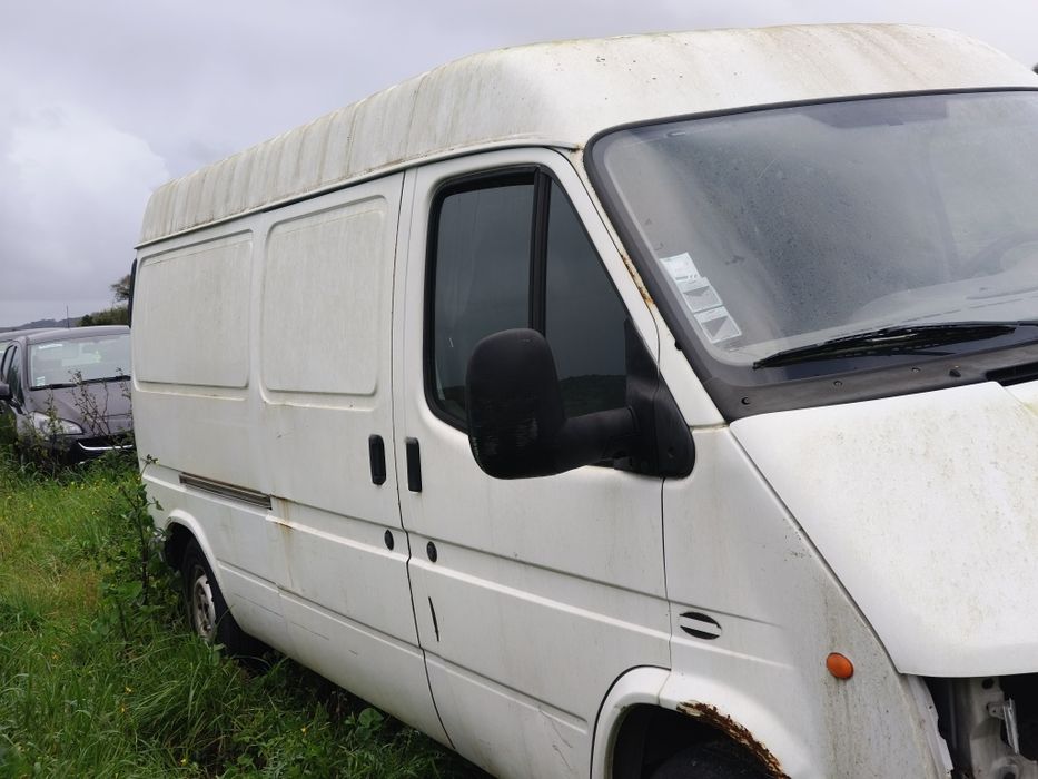 Ford Transit 2.5 top line  ano 98 só peças