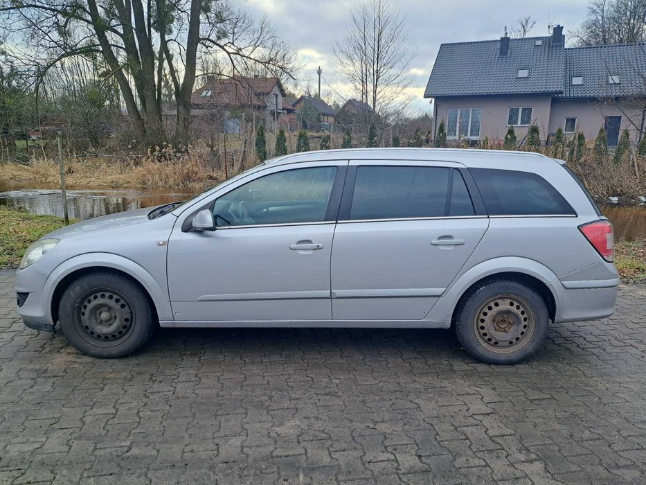 Opel Astra H 1.6 LPG Kombi  Lift Hak doinwestowany, do jazdy!