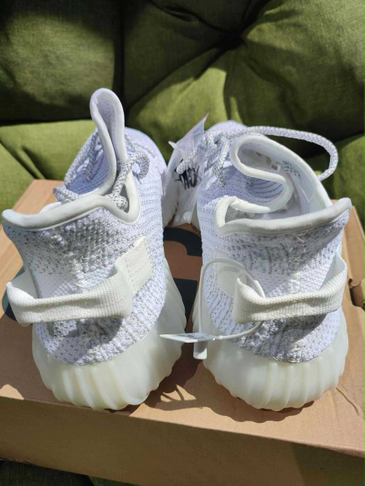 Adidas Yeezy Boost 350 V2 białe – 44