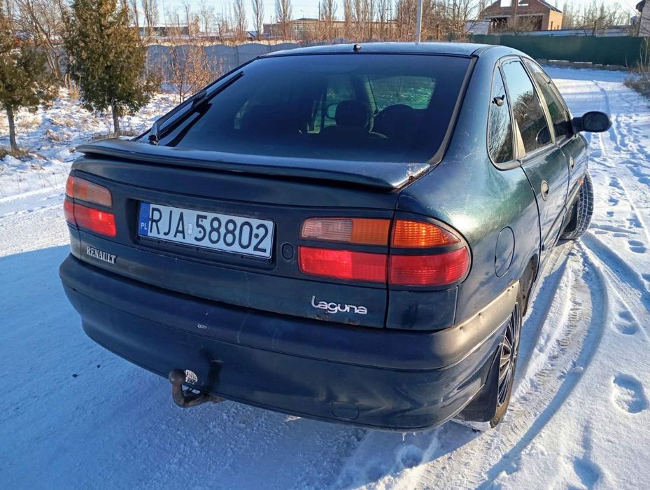 Розбірка Renault Laguna 1 великий вибір запчастин, оригінал