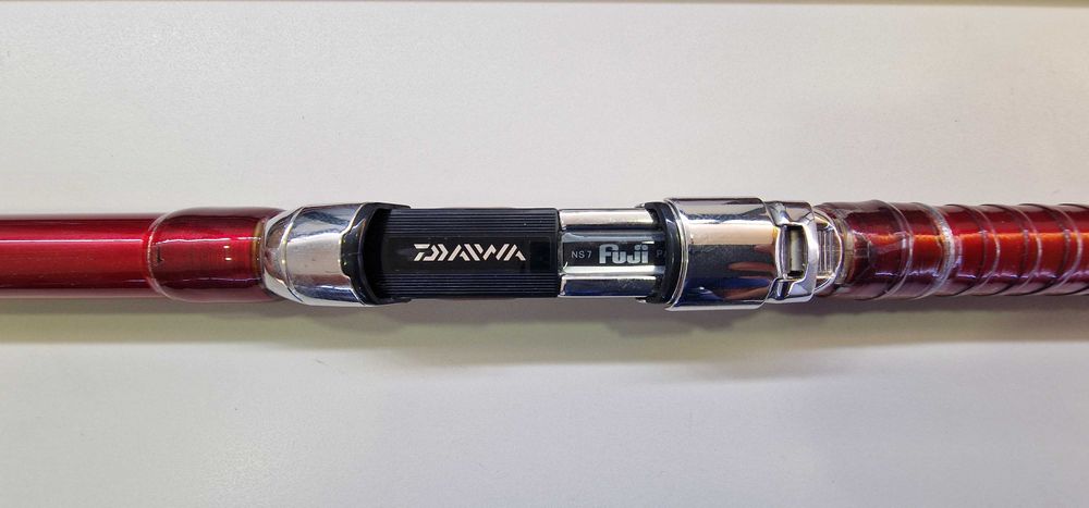 Daiwa tournament caster ii híbrida
