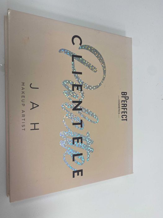 Paleta cieni bperfect clientele jah  napigmentowane cienie b perfect