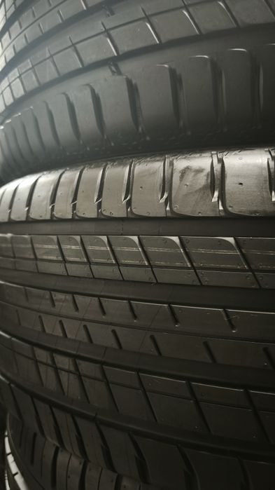 Pneus  235/60/18