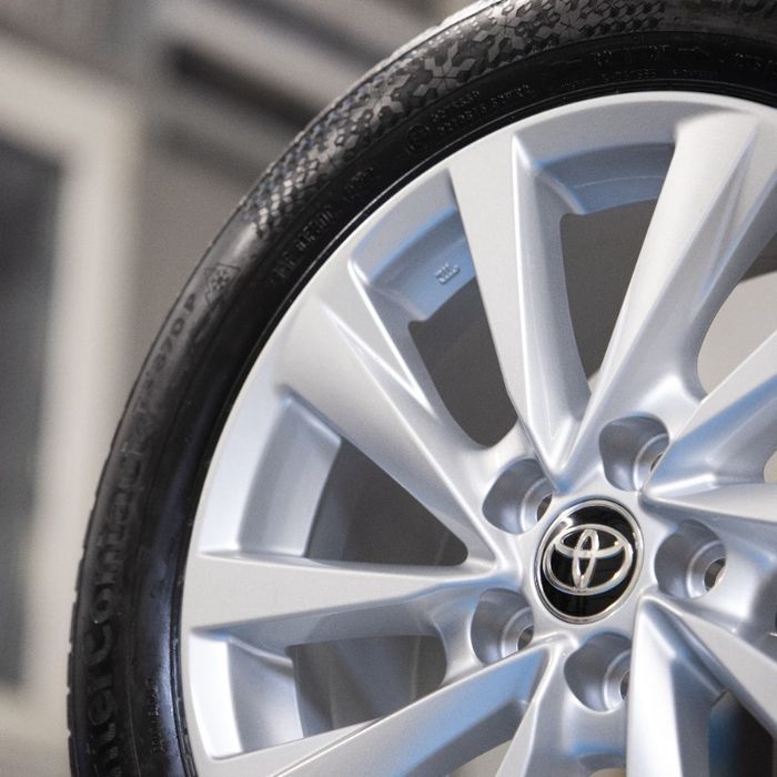 NOWE ORYGINALNE Felgi / Koła 17" Toyota - Camry Avensis