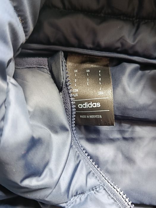 Продам куртку Adidas