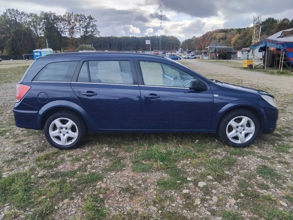 Машину Opel Astra