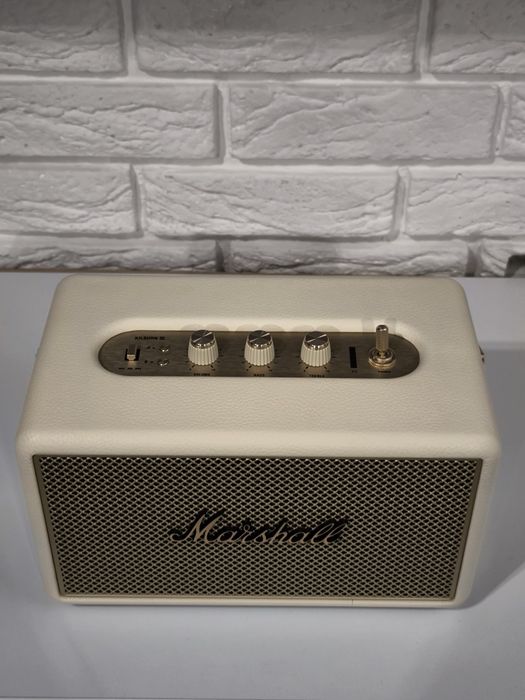 Нова Marshall Kilburn 3