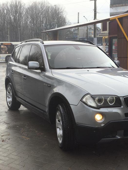 Продам BMW X3 2.0 дизель механіка