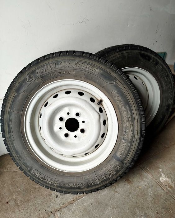 Продаються колеса