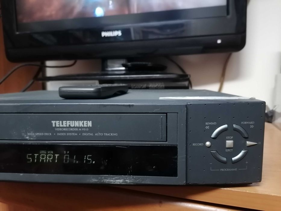 Magnetowid VHS Telefunken M 9515 pilot