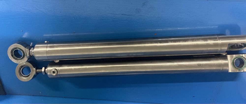 Siłownik  hydrauliczny kwasoodporny Stainless SR20S LLa 50/30X450 HBV