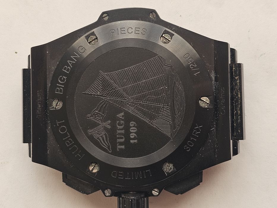 Швейцарские часы Hublot кварц