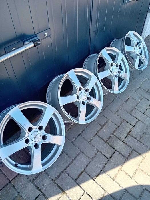 Felgi aluminiowe Dezent 5x114.3  R16