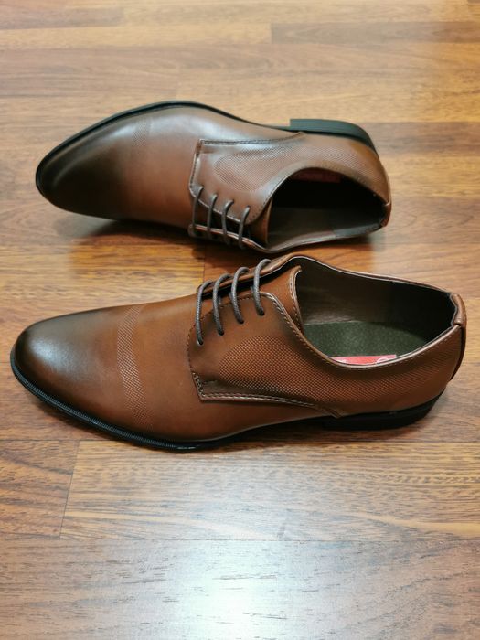 Eleganckie Wizytowe Buty Męskie Badoxx Br