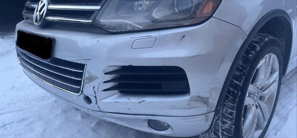 Vw touareg nf бампер передній верхня частина колір LX7W