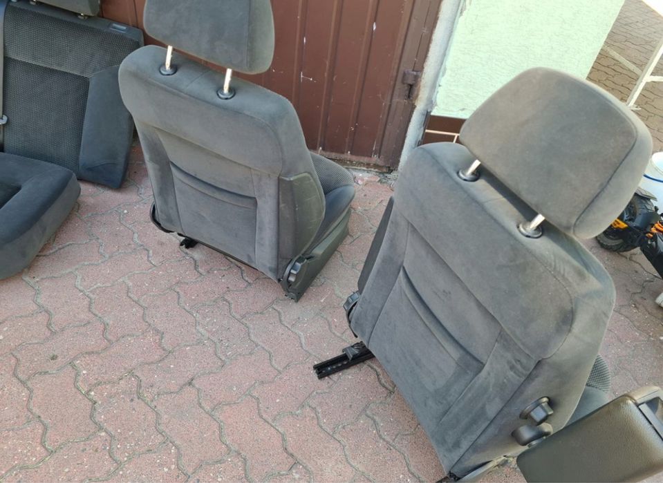 Fotele WELUROWE, PODŁOKIETNIK Opel astra H hatbach