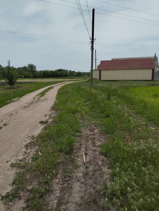 Продам участок Нововодолажский район  под застройку или модульный дом