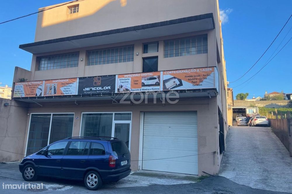 Armazém com Potencial Construtivo em Zona ARU – Oliveira de Azeméis...