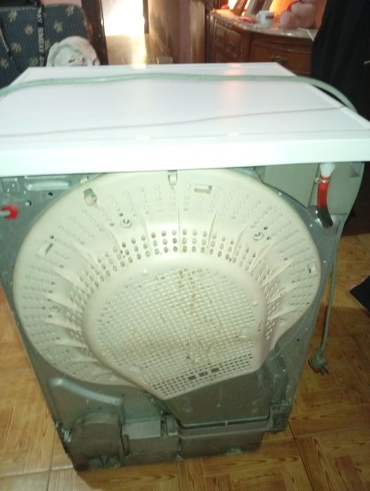 Máquina de secar zanussi