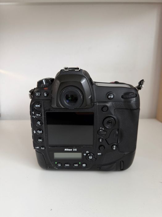 Aparat Nikon D5