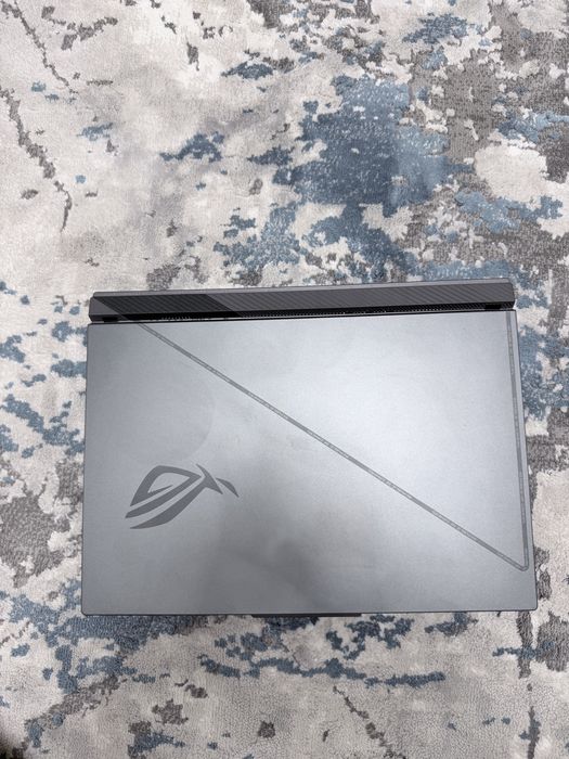 Ноутбук ASUS ROG Strix G16 в отличном состоянии
