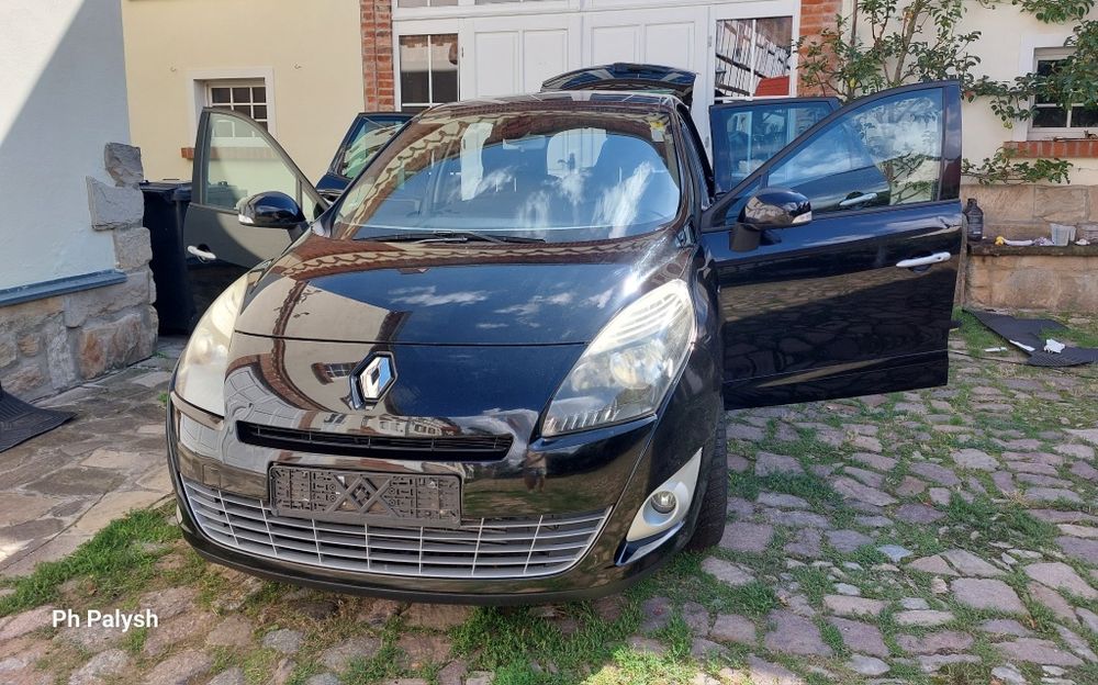 Renault Grand Scenik