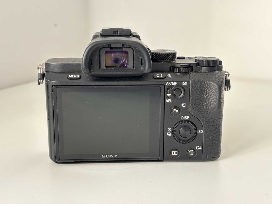 aparat Sony a7 ii / 5 akumulatorów + karta SD / 24 tys. przebieg