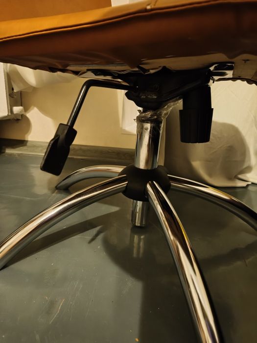 Комп'ютерне крісло