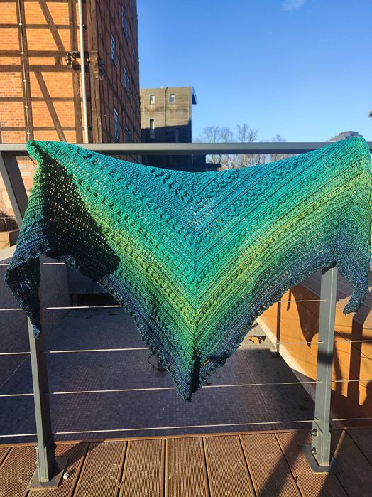 Chusta ręcznie szydełkowana handmade