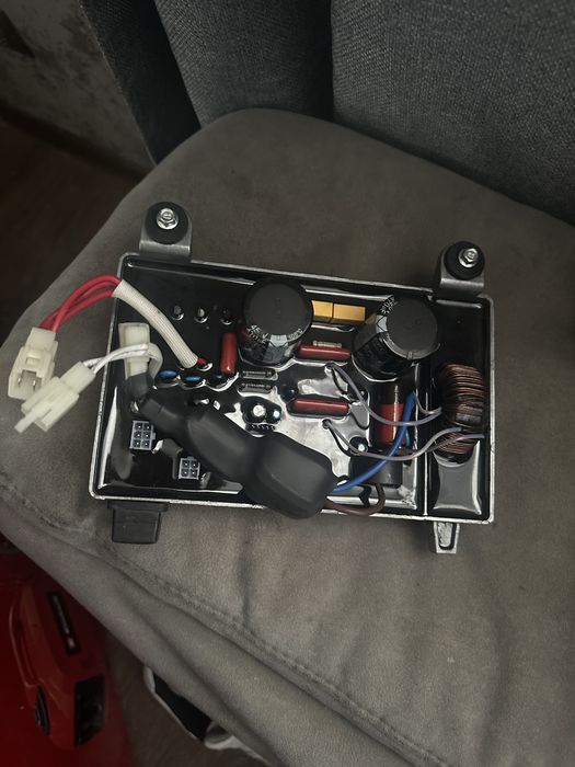 Єлектро генератор