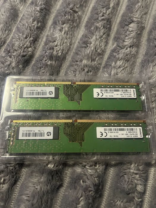 Опертивна памʼять Kingston 8GB DDR4-2400 DIMM
