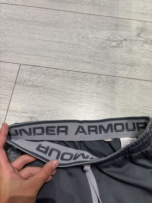 Spodnie Dresowe dresy chłopięce under armour 146-152
